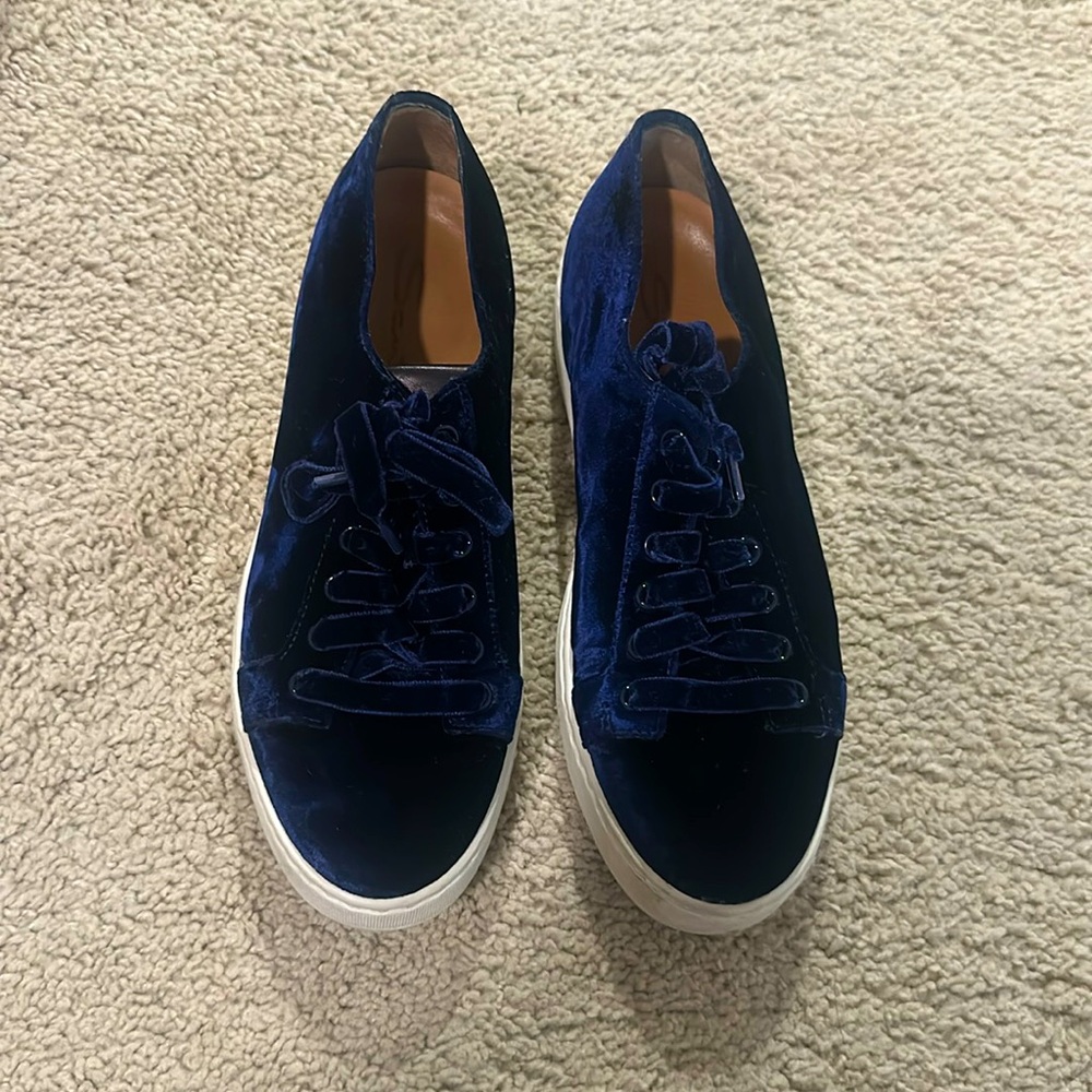 Velvet Laceup Sneaker